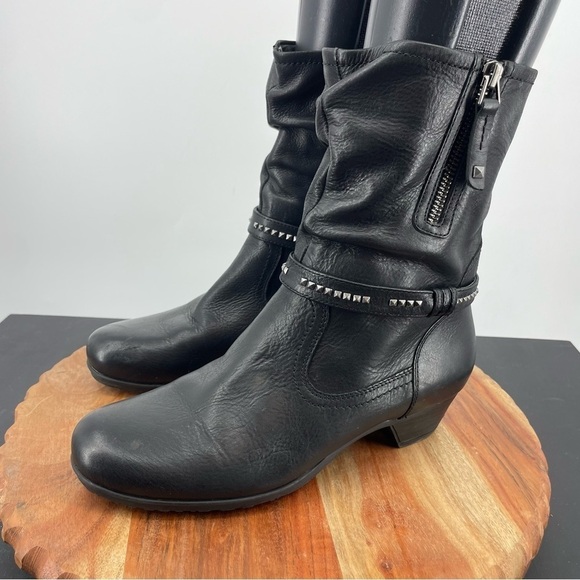 Abeo Marsha Leather Bootie Black studded Sz 7 Narrow - Picture 3 of 7